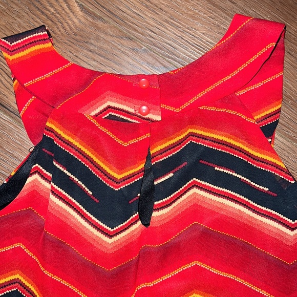 A. Byer sleeveless fully lined blouse size M Red Gold Black orange red - Picture 8 of 8